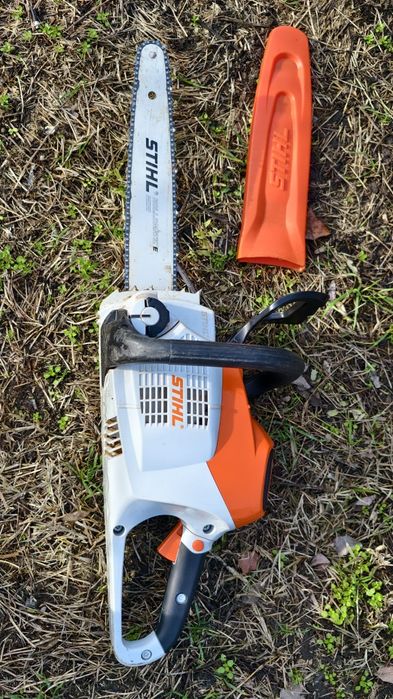 Stihl MSA 200C + Stihl ap300
