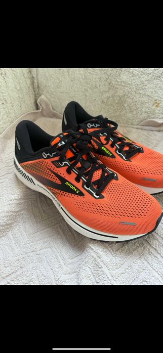 adidasi brooks adrenalin 22 nr 42