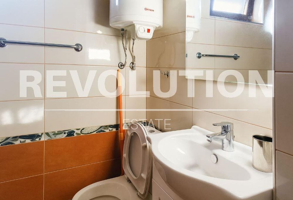 Дава се под наем Двустаен апартамент в Варна, Левски - 40 кв.м за 425 € - Снимка #5