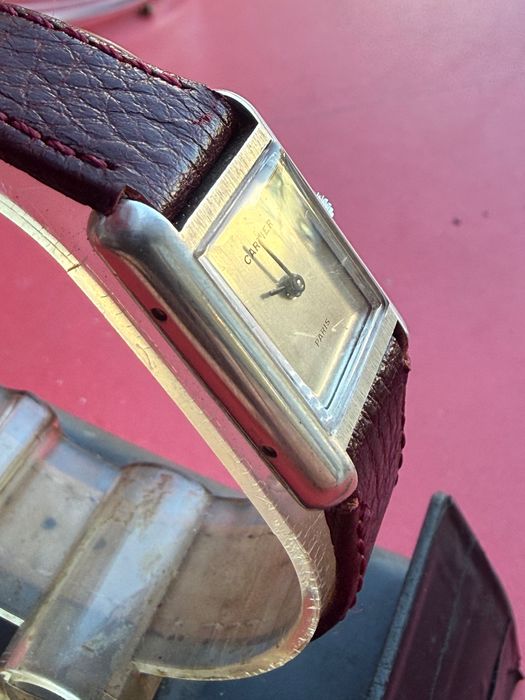 Cartier Tank Must de Cartier . Servisat