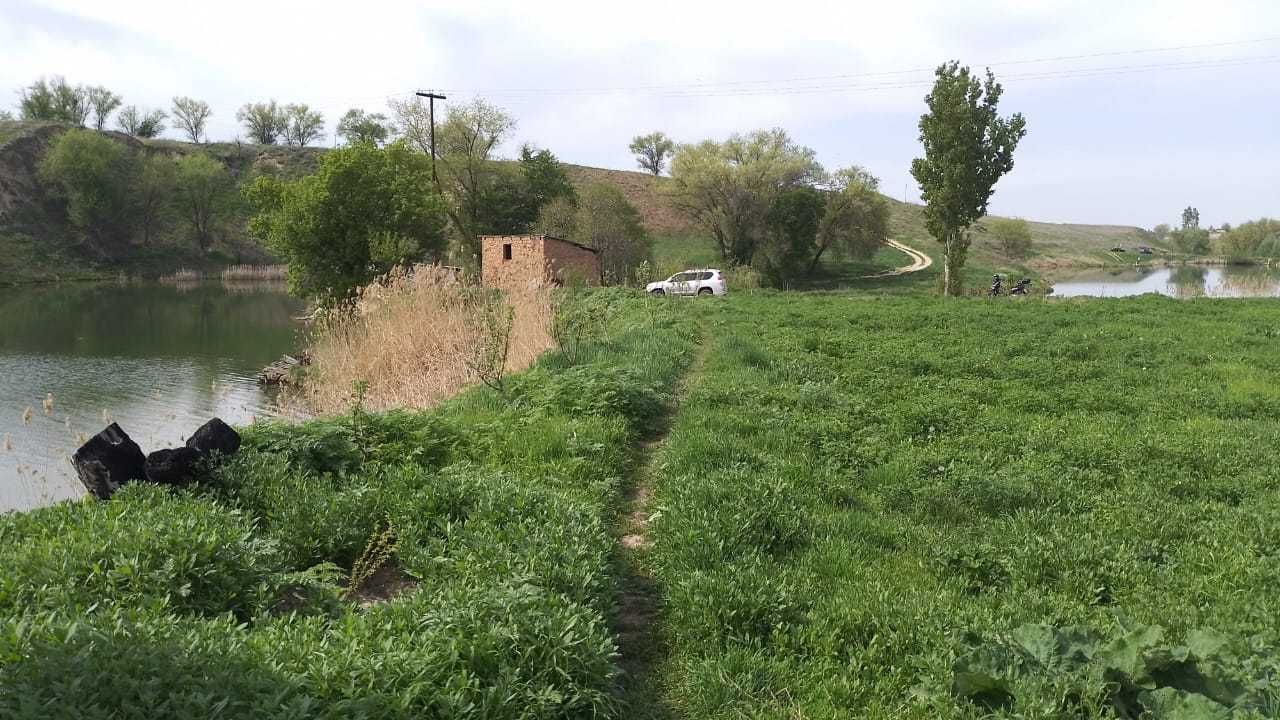Продается, срочно участок с времянкой