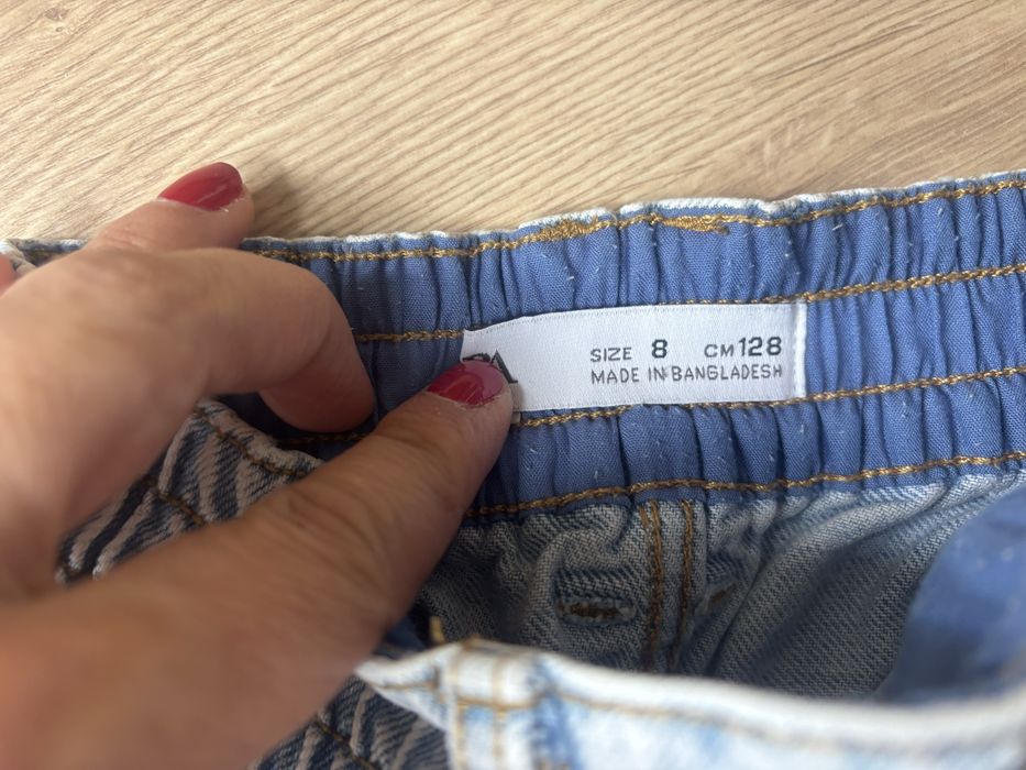 Детски дънкови панталонки и поли