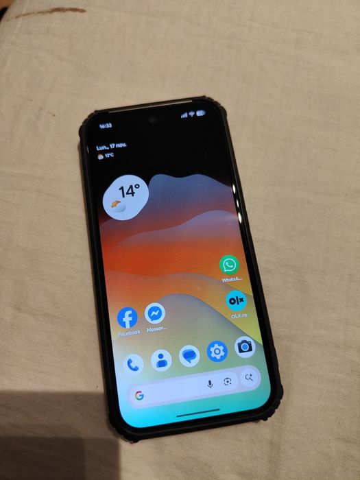 Vând schimb Google Pixel 9