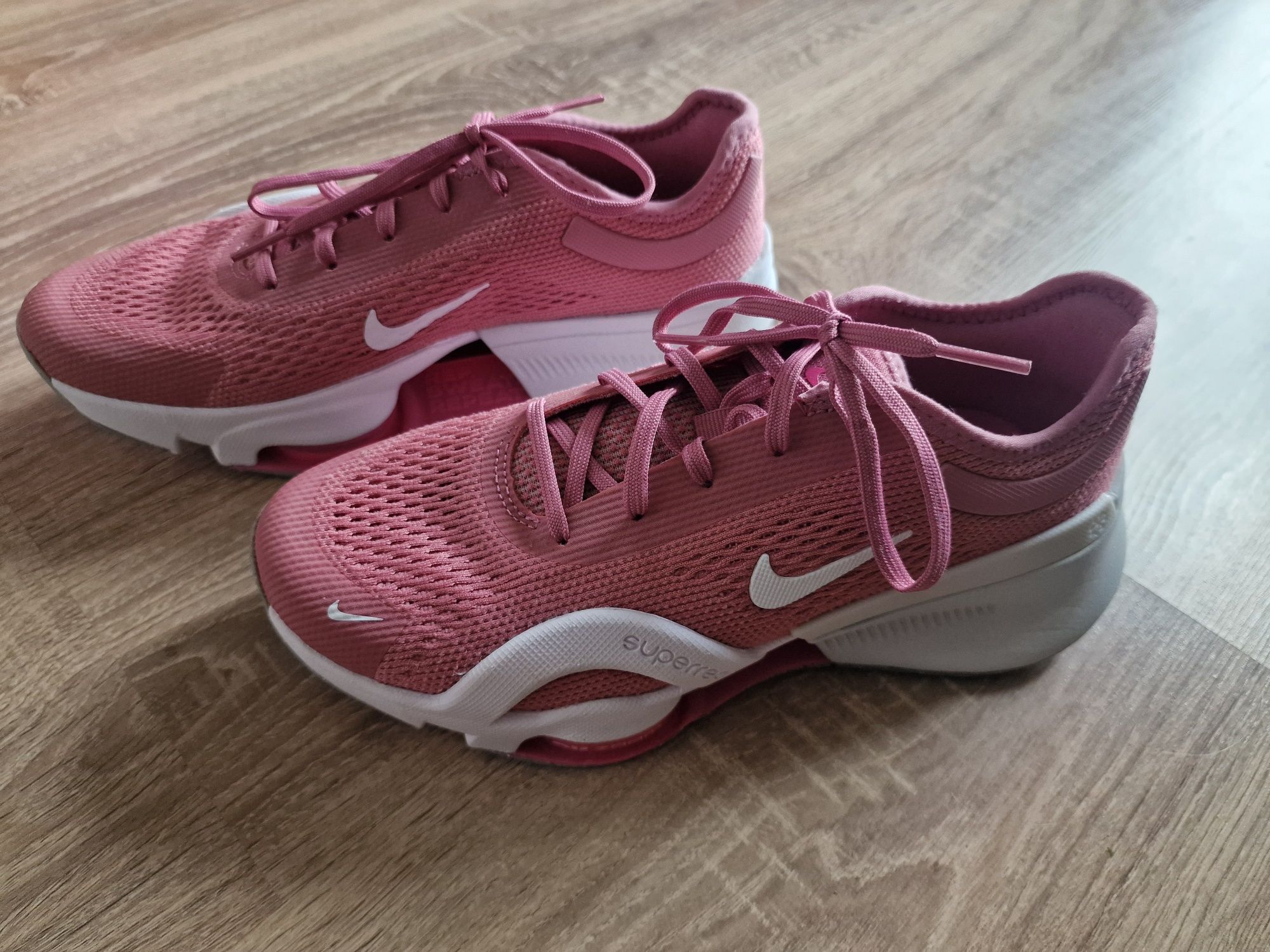 Nike zoom superrep 4