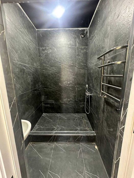 Мирзо Улугбек тумани Бўз 2 Узумзор кучаси 4 хонали квартира сотилади