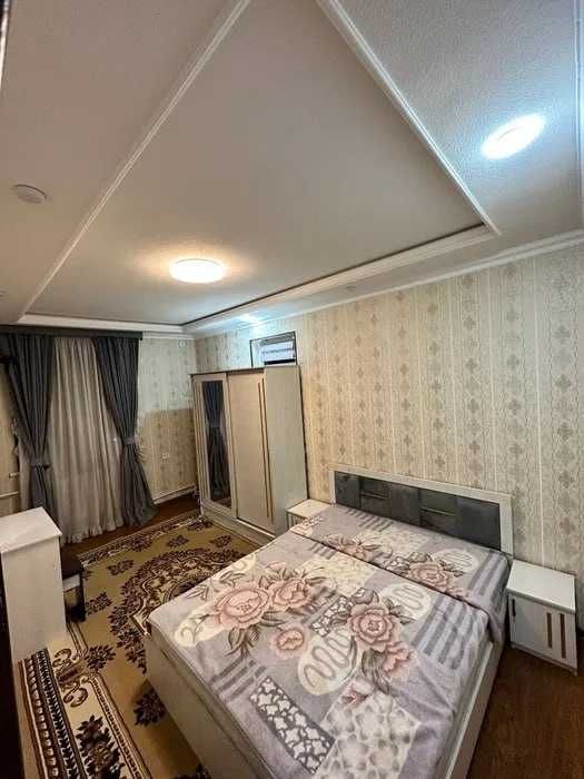 Сдаётся комфортная квартира на Махтумкули 304*