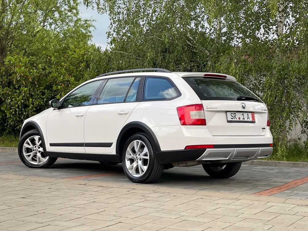 Skoda Octavia Scout/2016/Euro 6/4x4/Automata