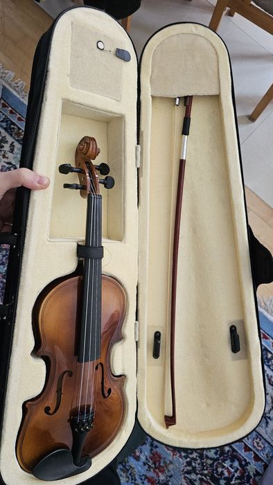 Vioara nefolosita in cutie masura copil 1/2 51 cm