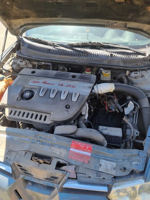 Vand Alfa Romeo 156JTD(2001) sportwagon pentru dezmembrare.