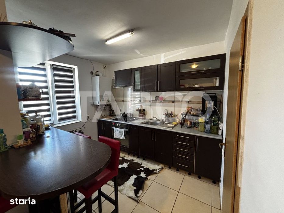 Casa tip insiruita de vanzare 210mp teren  prima afisare Sura Mica