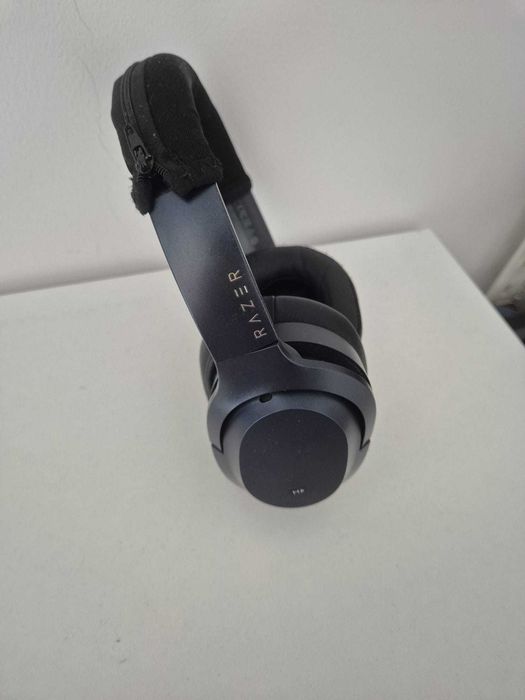 Căști Razer Opus THX+mouse pe cablu CADOU!