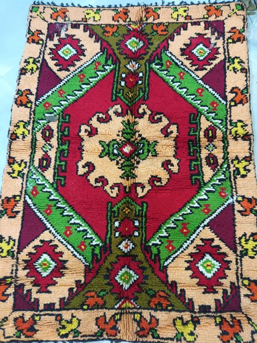 Царска корона . Китиник ,чисто нов не употребяван .