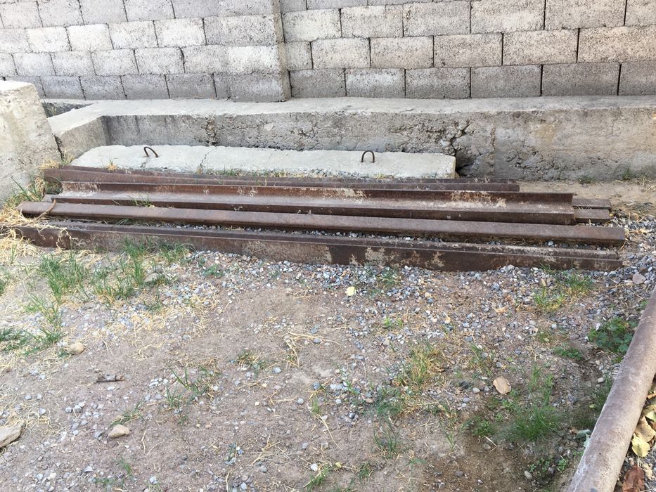 Продаю Б/у Рельс хорошем состоянии