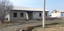 Hovli   sotiladi