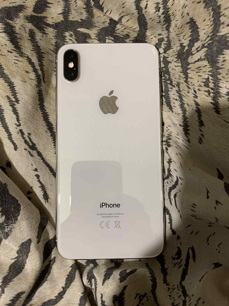Iphone xs max white