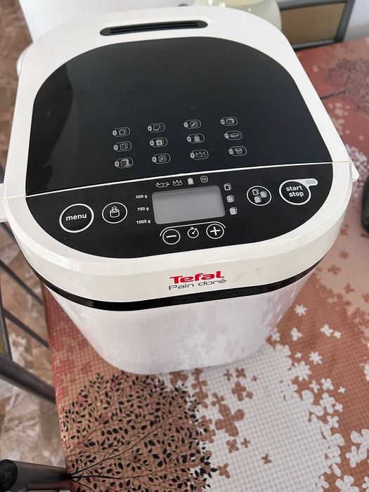 Masina de facut paine 1kg