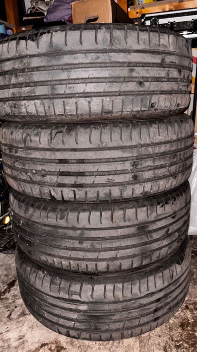 Set 4 anvelope vara 225 50 R18