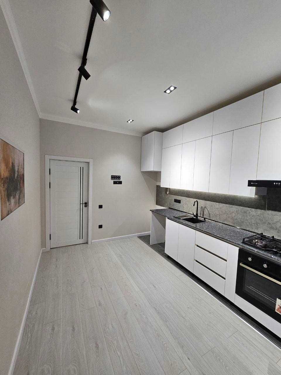 СРОЧНО Продам Квартира после ремонта 3\3\7 Юнусабад Сад Батаника.8*