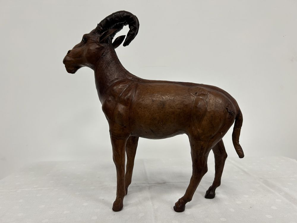 Статуетки антилопи от Paper Mache Р130