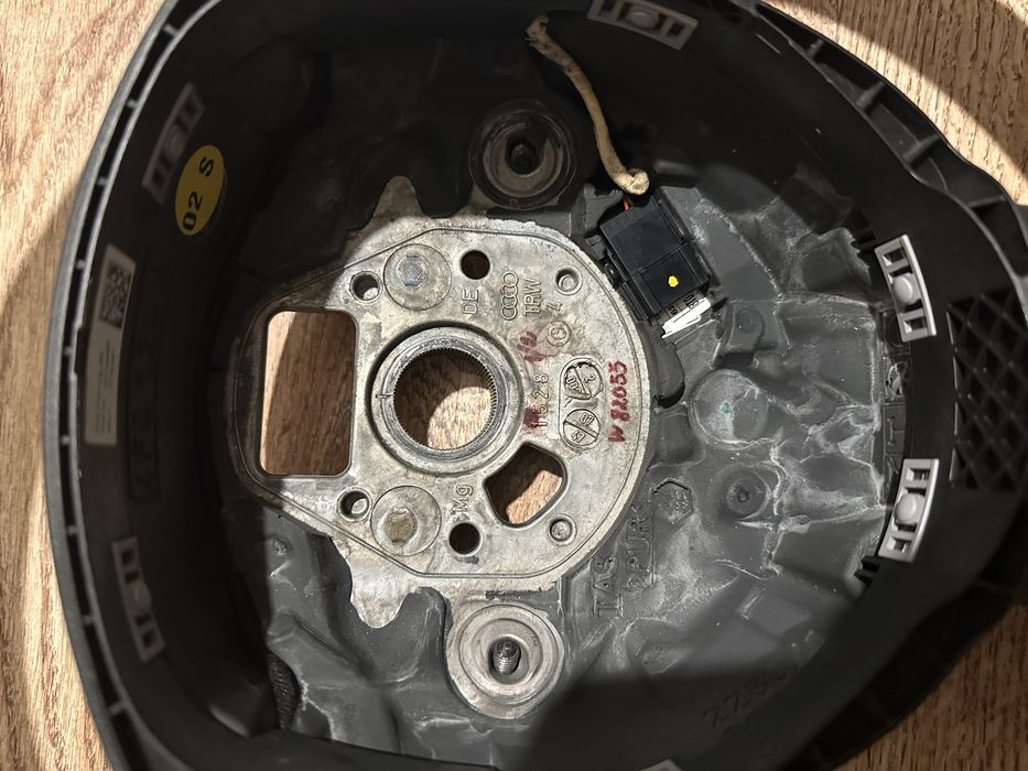 Волан за ауди а4б8