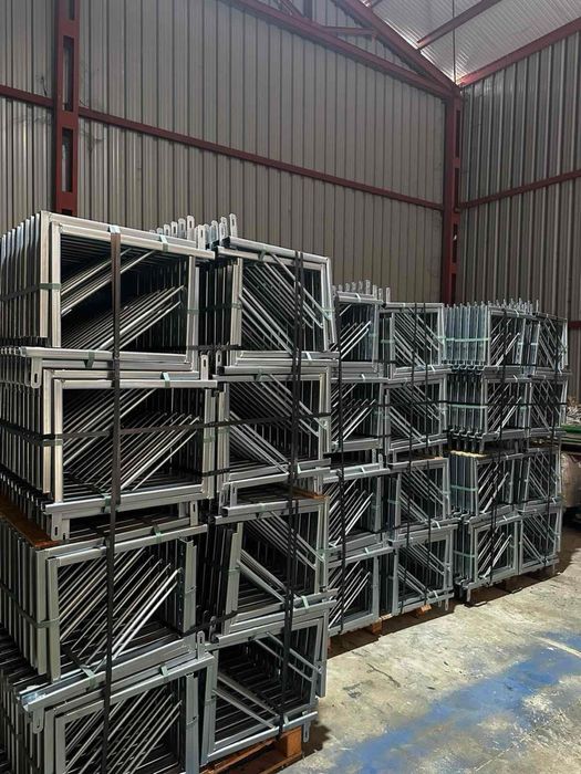 Popi metalici vopsiti, 2m 3,6m,  schele, popi, cofraje, doka, tego