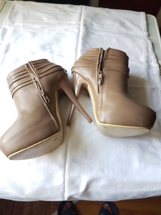 Botine dama, noi