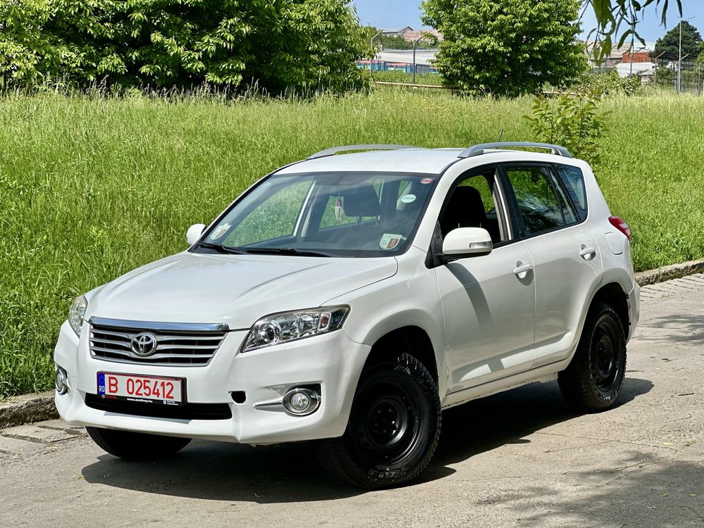 Toyota Rav 4 an 2011 euro 5 4x4