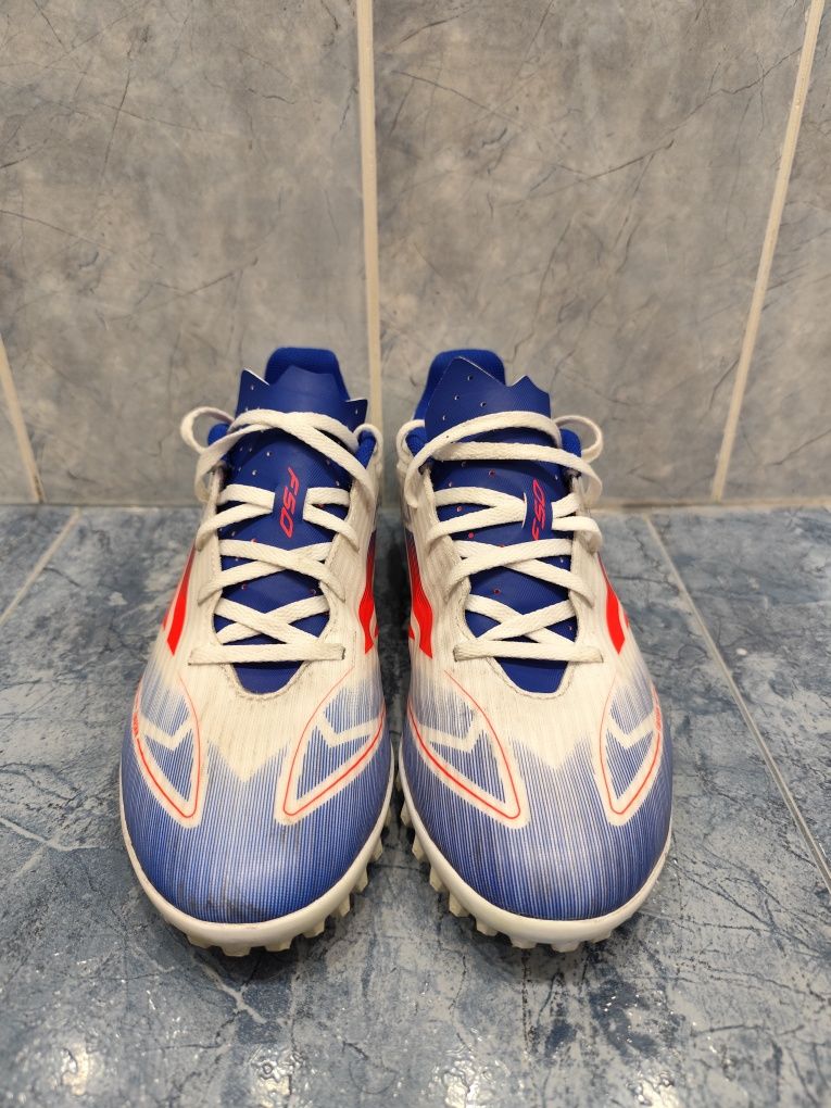 Adidas F50 club turf 43 ⅓