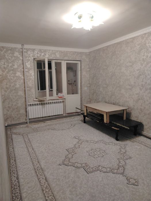 Жиззах шахар Микрорайон 3/2 да 3 хонали уй сотилади