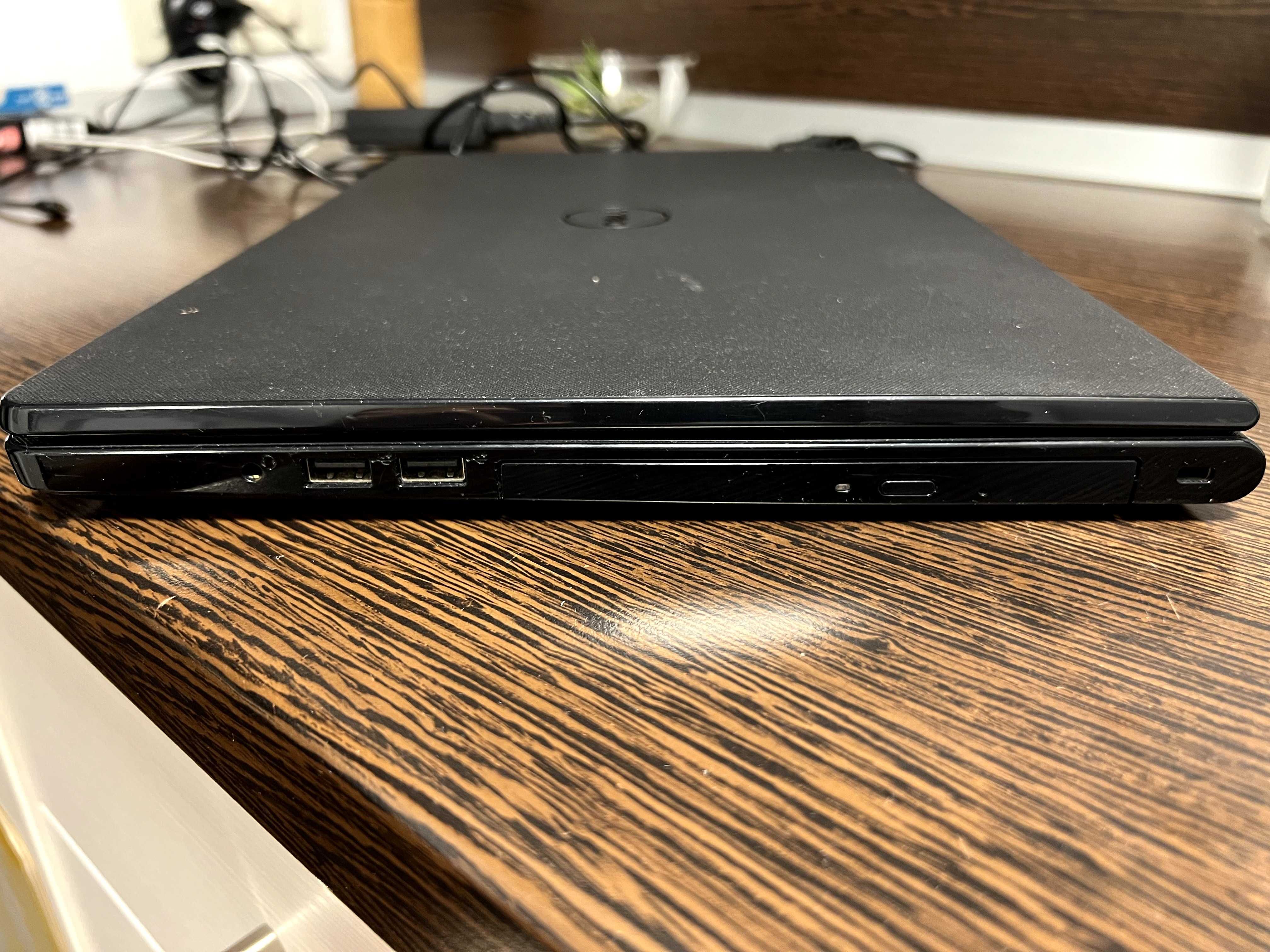 Vand laptop Dell 15" i5 SSD