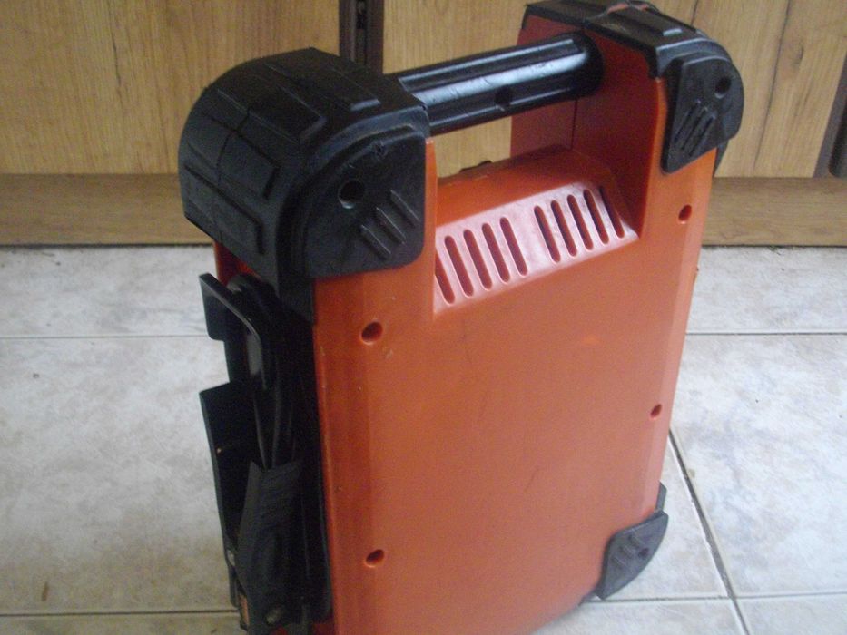 12/24V-Немска Енергийна Зарядна Станции/Зарядно Стартово Black Decker