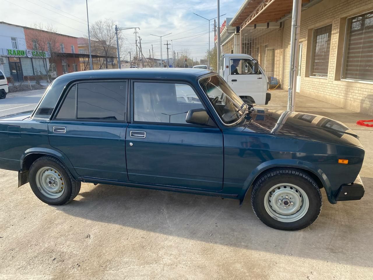 Lada 2107 radnoy