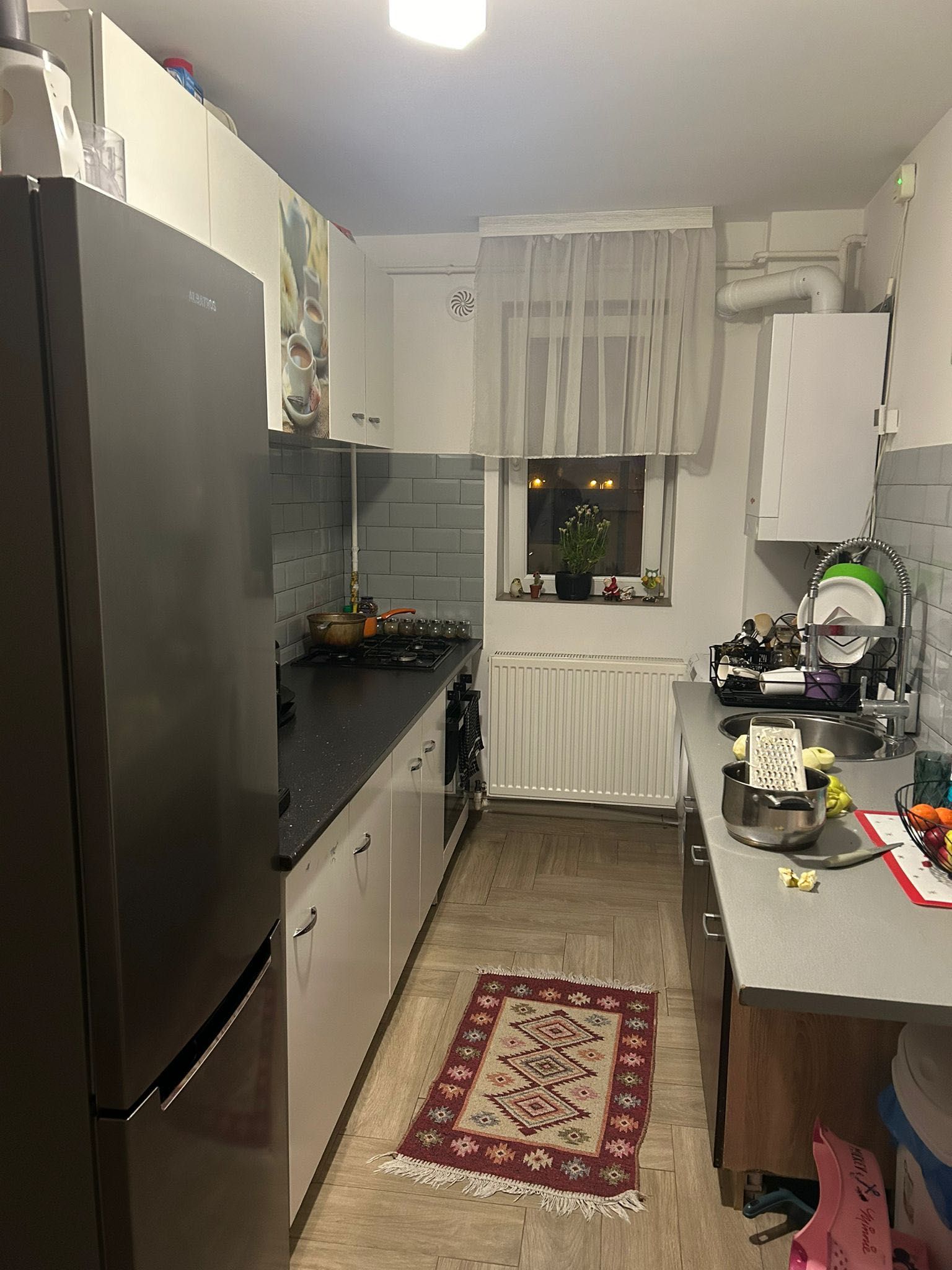 Vand apartament 3 camere