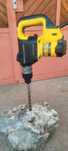 Перфоратор къртач DeWALT