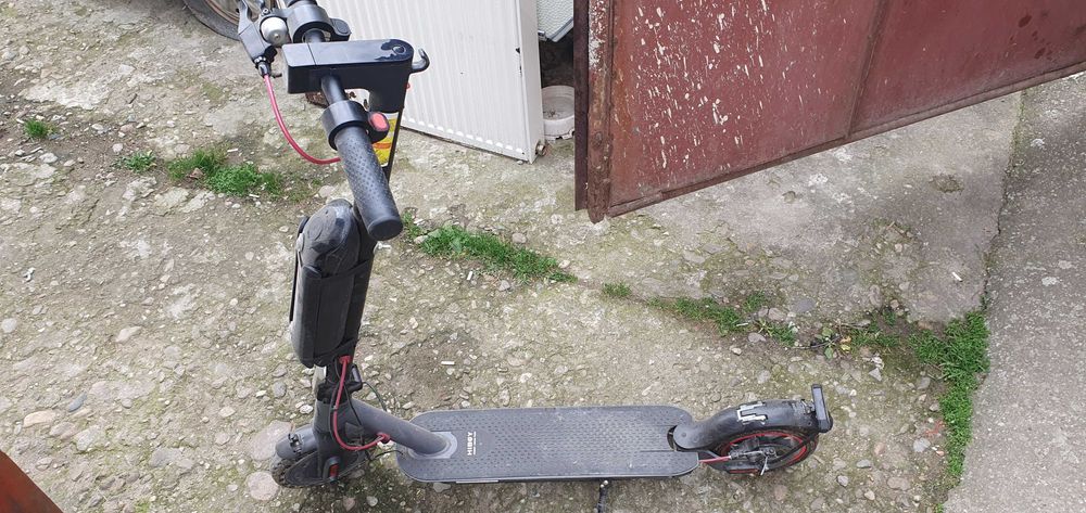 Vand trotineta electtica