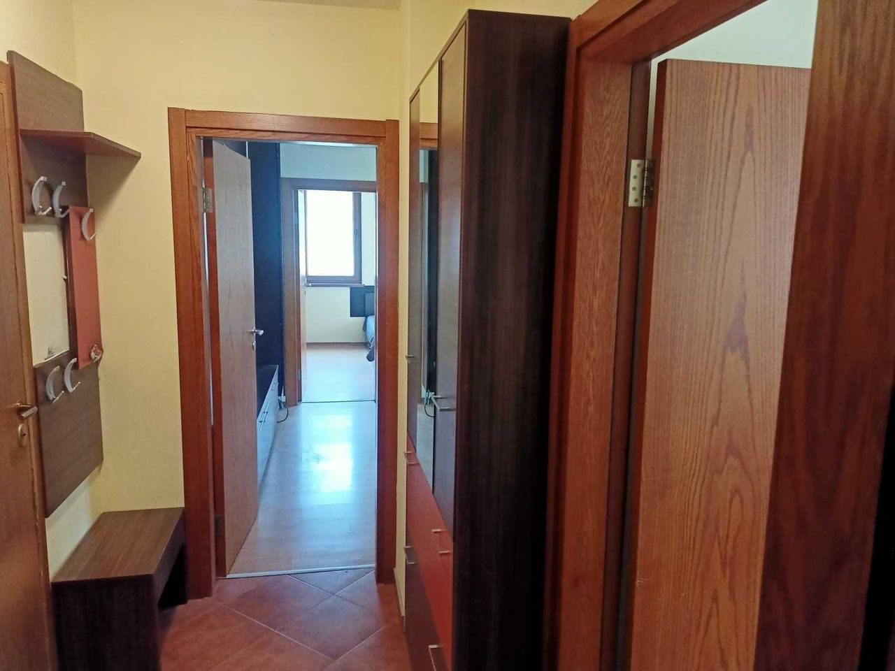 Дава се под наем Тристаен апартамент в София, Карпузица - 78 кв.м за 550 € - Снимка #3