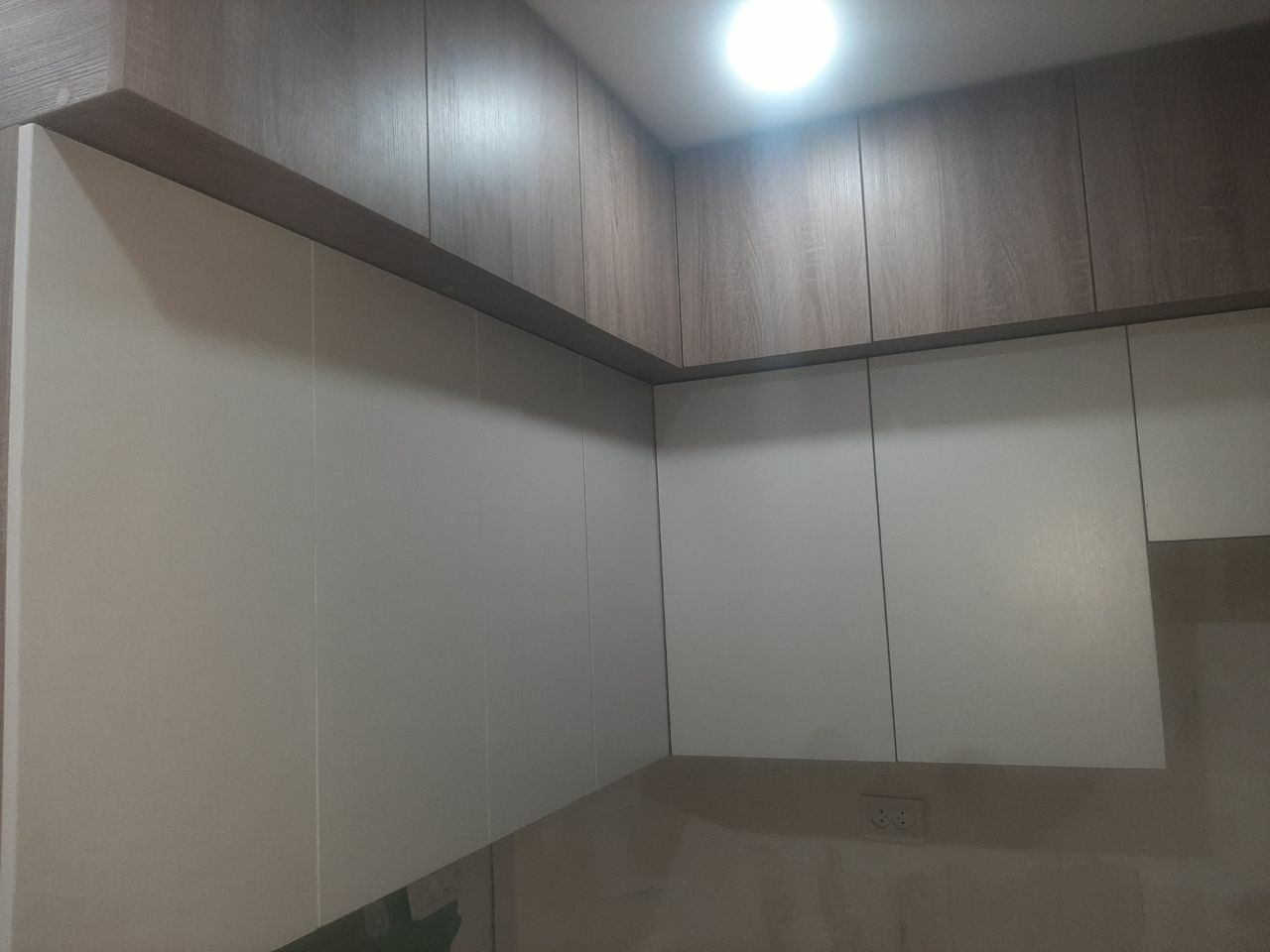 Mebel na zakas kuxni akril lmdf ldsp