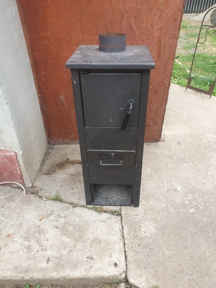 Soba pe lemne folosita foarte puțin