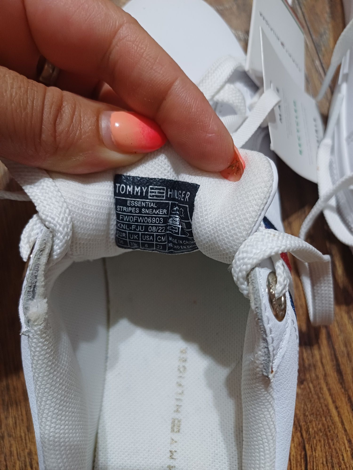 Детски ниски сникърси Tommy Hilfiger