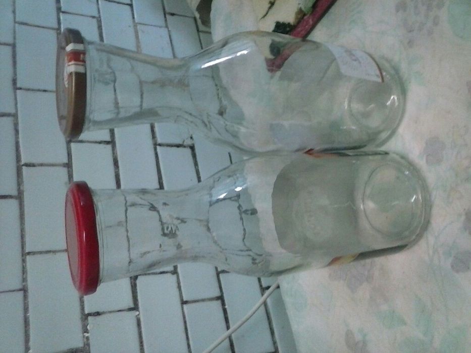 Продам бутыли 1л