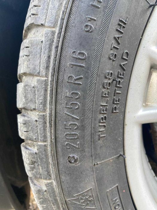 vand cauciucurile 205/55/16