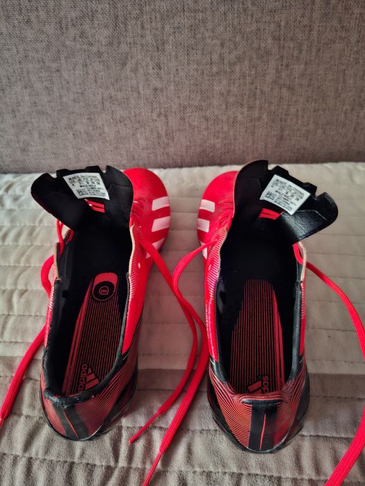 Vând Ghete de fotbal Adidas F50