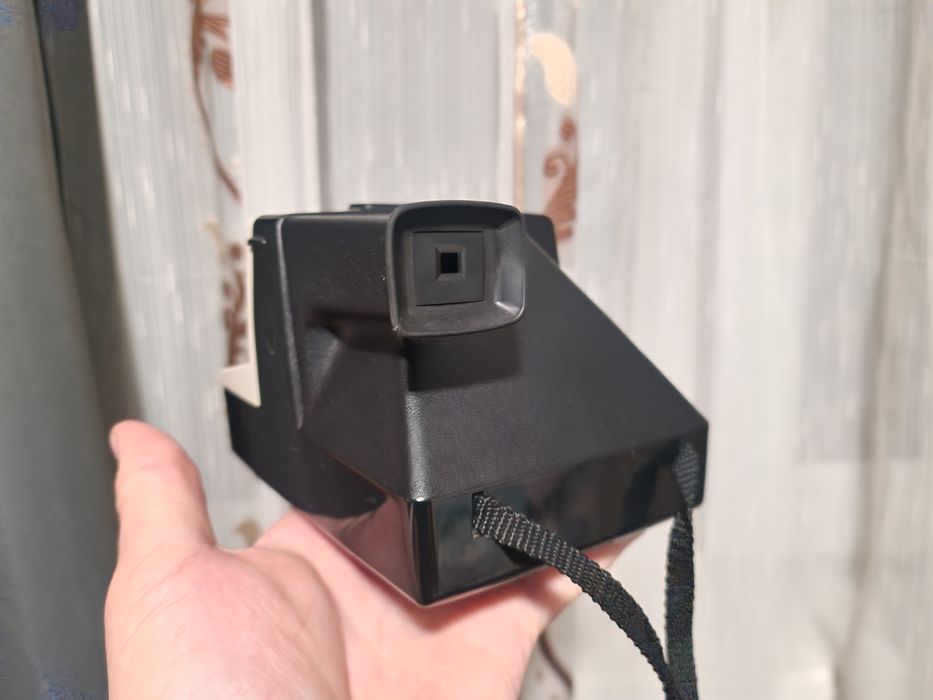 Polaroid Land Camera 1000 – aparat foto vintage