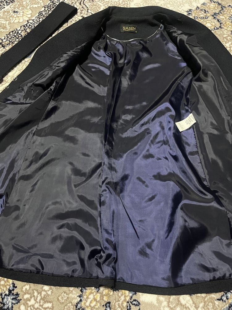 Темно-синий классический длинный пиджак Новый