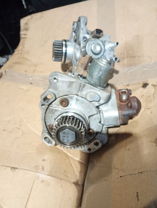 Pompa inalte pompa injectie Peugeot boxer 2.0hdi euro6 cod 9674984480