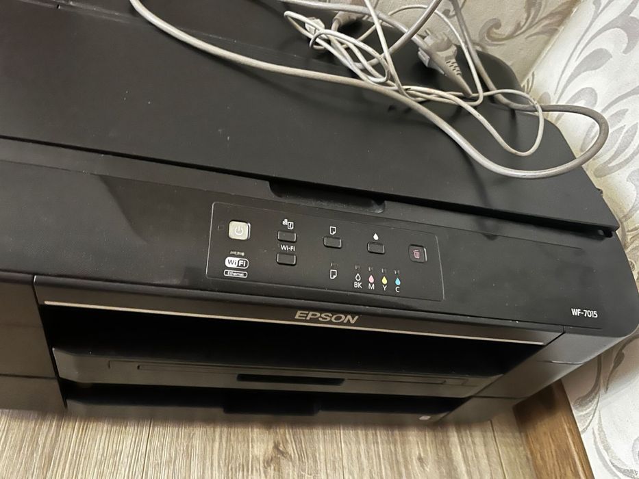 принтер WF-7015 бу