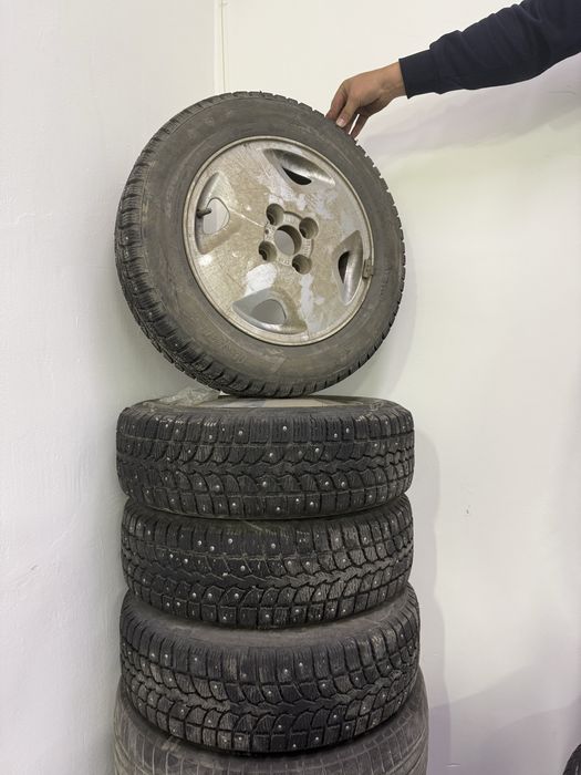 Продам комплект колес 175/65/R14