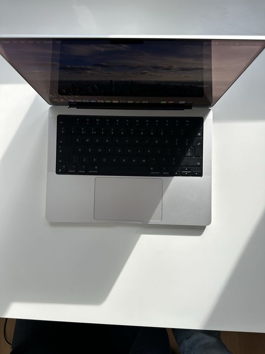 MacBook Pro 14" M1 pro 16gb 512gb ssd stare perfecta