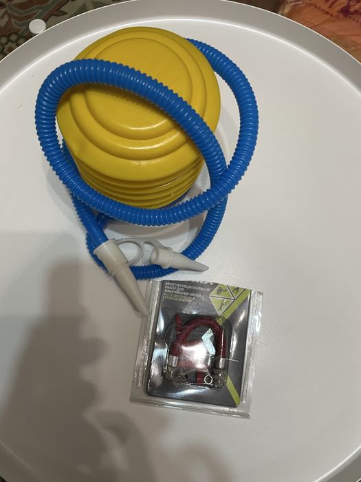 Насосы доя накачивание мячкй - 2 вида