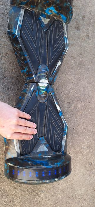 Vînd hoverboard 8 inch